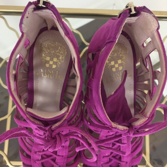 💜VINCE CAMUTO GLADIATOR HEELS NWT! - Picture 4 of 7